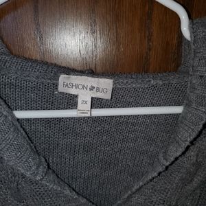 Gray knitted toggle button sweater